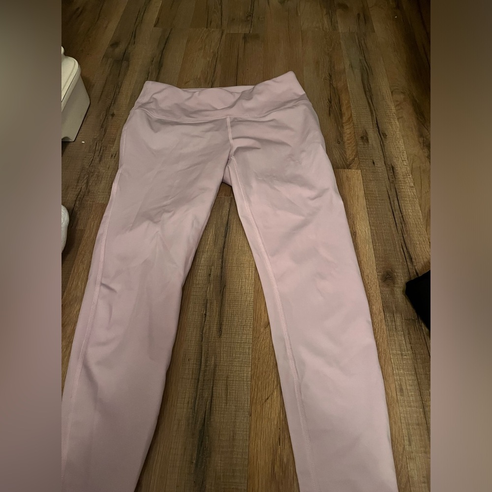 Amazon essentials light pink workout leggings